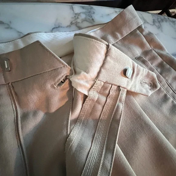 Mens Cutter & Buck Khaki Shorts - Picture 3 of 5